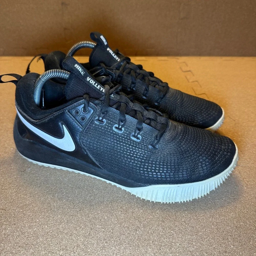 Nike Air Zoom Hyperace 2 Womens 10 Volleyball Shoes Black White AA0286-001